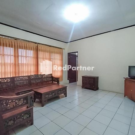 Pertiwi Village Redpartner Paragajen Exteriér fotografie