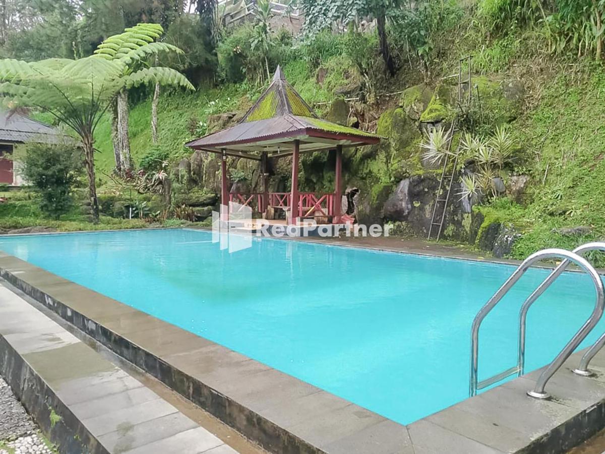 Pertiwi Village Redpartner Paragajen Exteriér fotografie